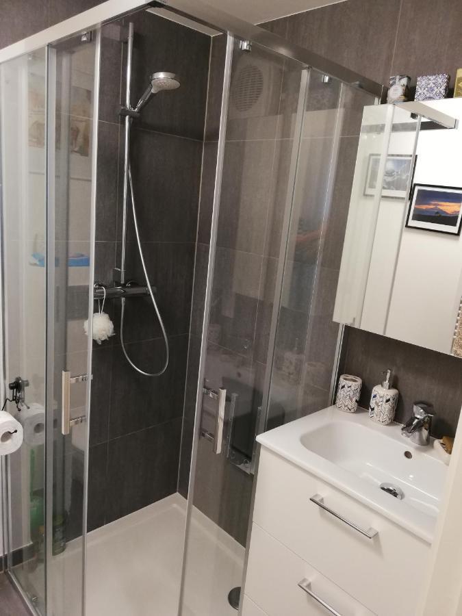 Tagusnunus Bed & Breakfast Brussels Luaran gambar
